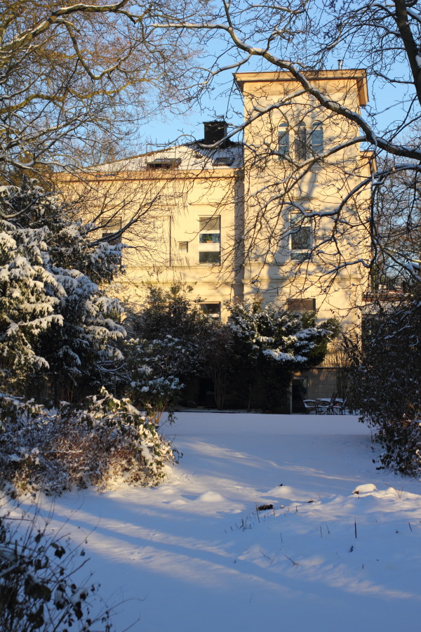 Lokation: Deutschland | Nordrhein-Westfalen | Essen | Oben im Eiberg Kategorien: Haus, Datum: 15.12.2010