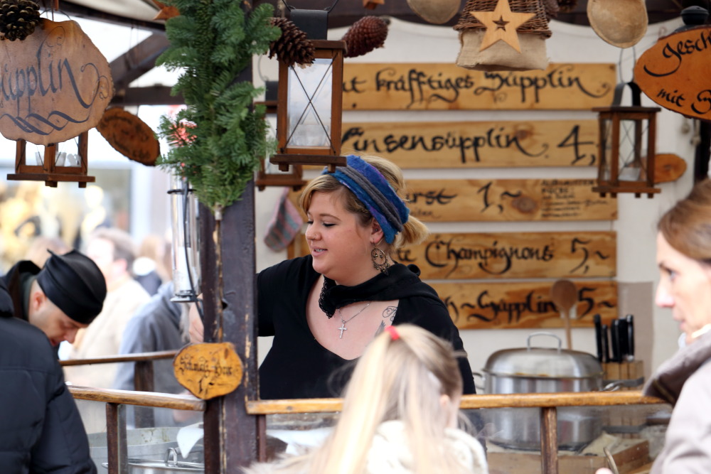 Lokation: Deutschland | Nordrhein-Westfalen | Siegburg | Siegburg Kategorien: Leute, Datum: 06.12.2015