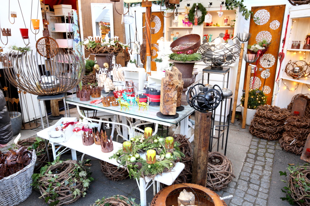 Lokation: Deutschland | Nordrhein-Westfalen | Köln | Neumarkt Kategorien: Markt, Datum: 08.12.2015