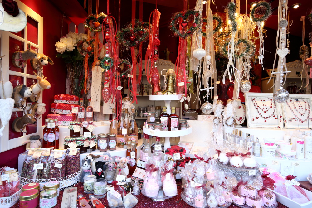 Lokation: Deutschland | Nordrhein-Westfalen | Köln | Neumarkt Kategorien: Markt, Datum: 08.12.2015