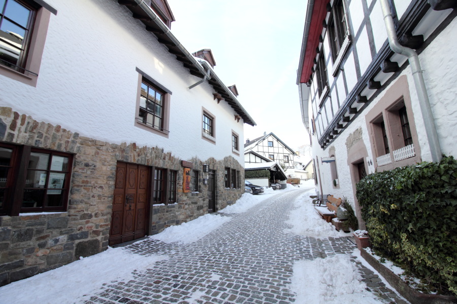 Lokation: Deutschland | Rheinland-Pfalz | Kerschenbach | Kronenburg Kategorien: Dorf, Datum: 07.02.2015