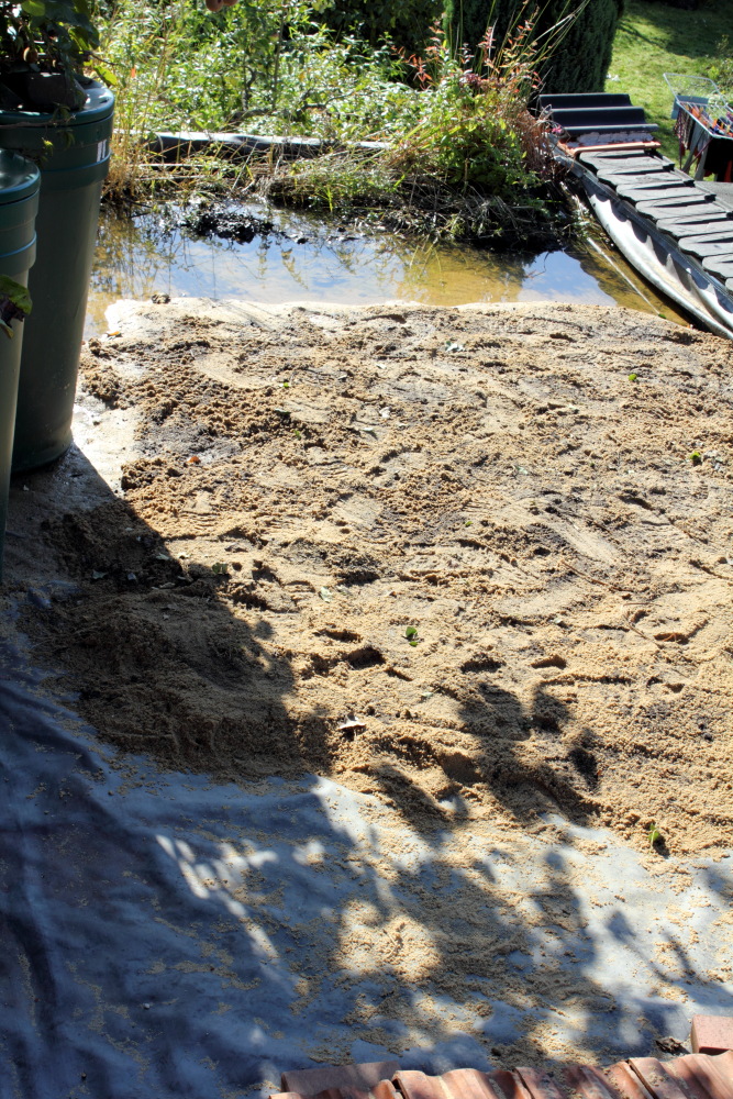 Lokation: Deutschland | Nordrhein-Westfalen | Bergisch Gladbach | Rodemich Kategorien: Bau, Naturgarten, Datum: 03.10.2015