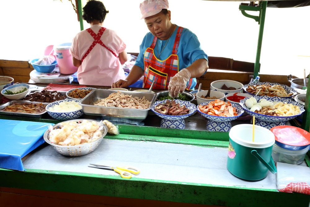 Lokation: Thailand | Phranakhon Si Ayutthaya | Pharnakhon Si Ayutthaya | Ban Wat Lot Chong Kategorien: Leute, Datum: 06.02.2016
