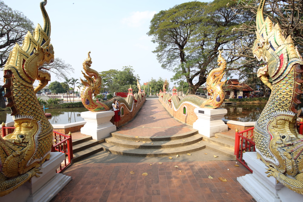 Lokation: Thailand | Lampang | Muang Lampang | Ban Phrachao Thanchai Kategorien: Skulptur, Datum: 20.02.2016