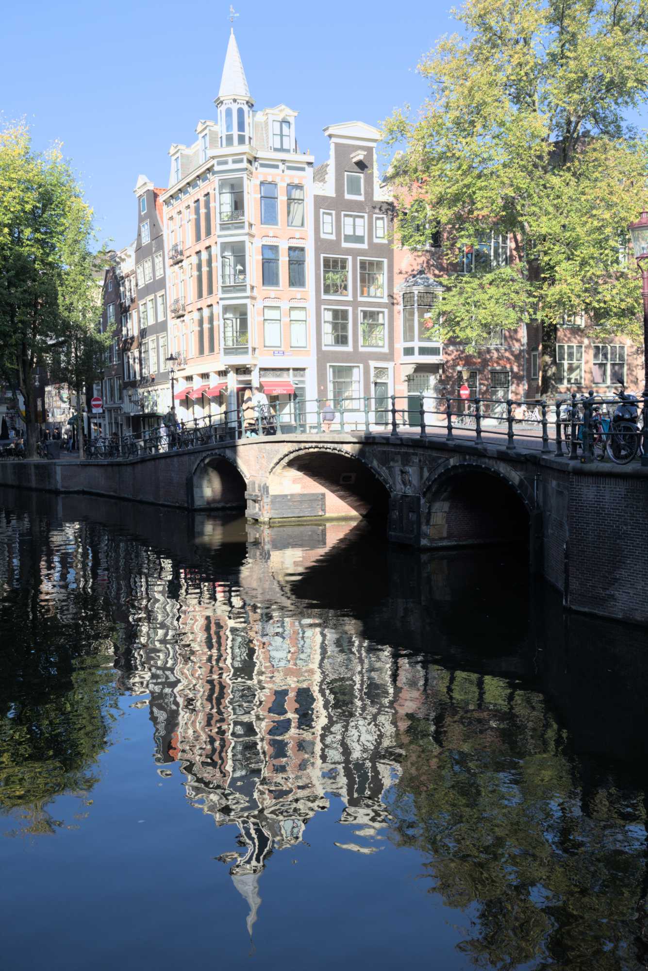 Lokation: Niederlande | Noord-Holland | Amsterdam | Centrum Kategorien: Gebäude, Datum: 27.09.2018