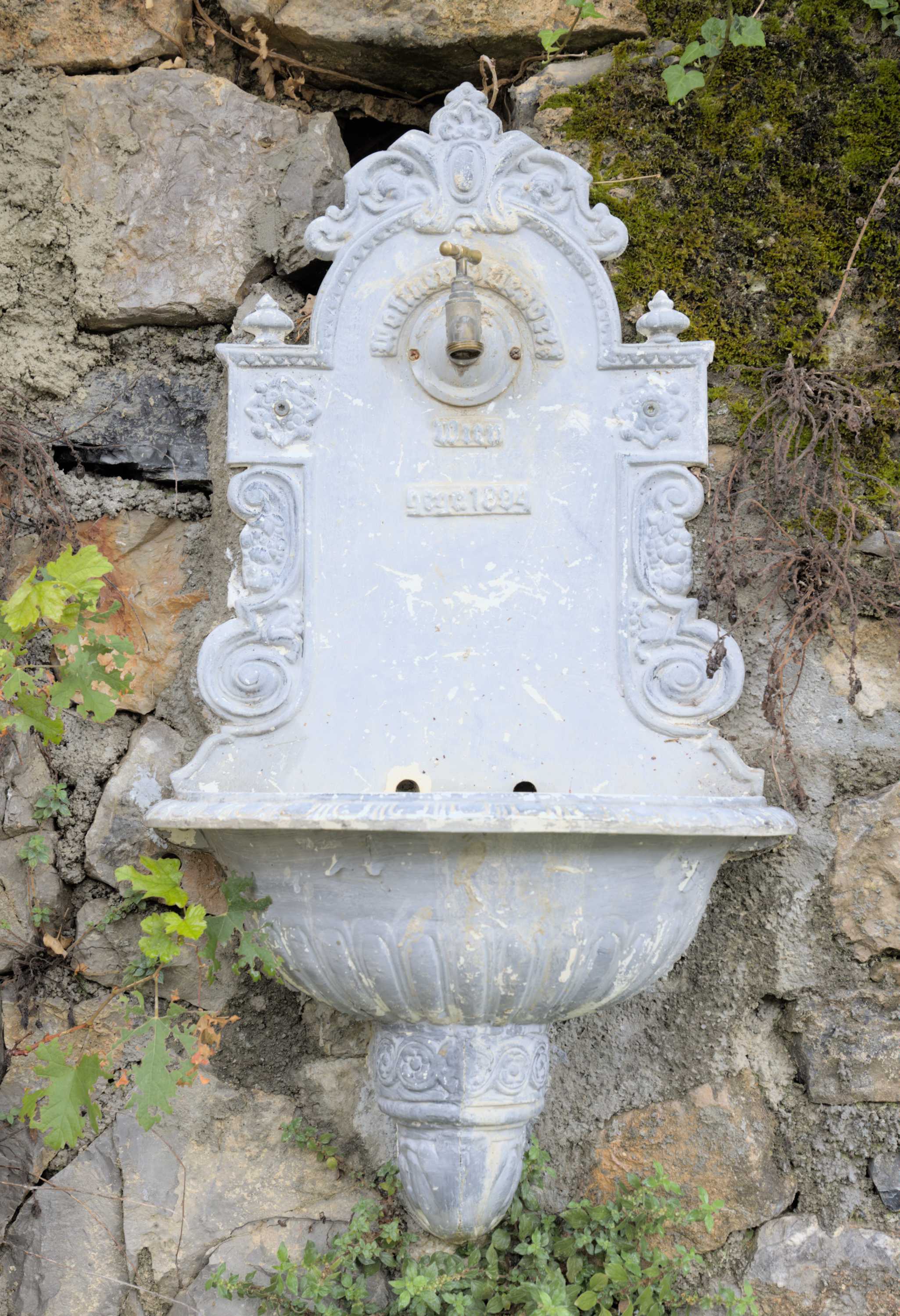 Lokation: Slowenien | Westslowenien | Küsten- und Karstgebiet | Komen Kategorien: Brunnen, Datum: 15.09.2022