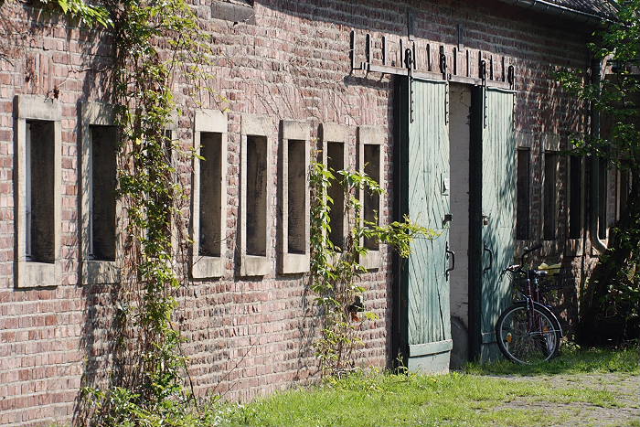 Lokation: Köln, Leidenhausen Kategorien: Dorf, Datum: 01.05.2005