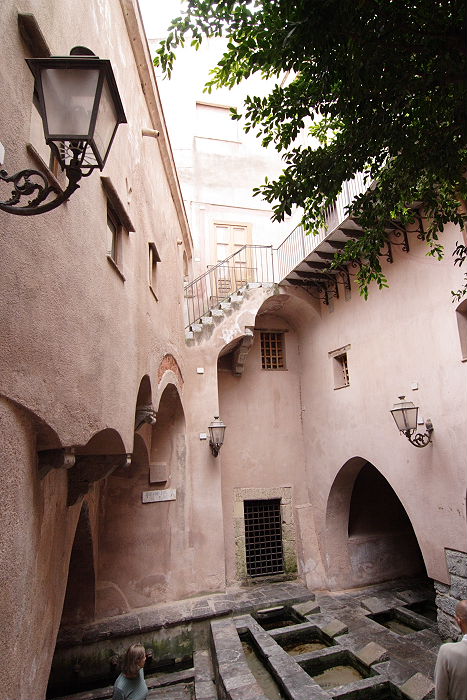 Lokation: Sizilien, Cefalu Kategorien: Gebäude, Datum: 11.04.2006