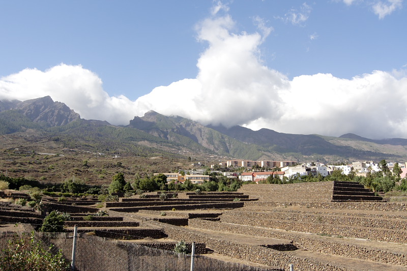 Kategorien: Datum: 26.11.2007