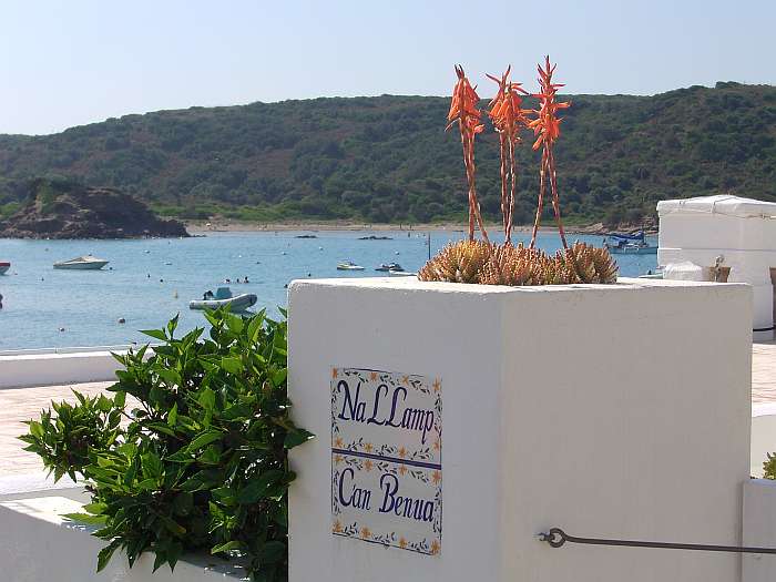 Lokation: Menorca Kategorien: Meer, Dorf, Datum: 24.06.2004