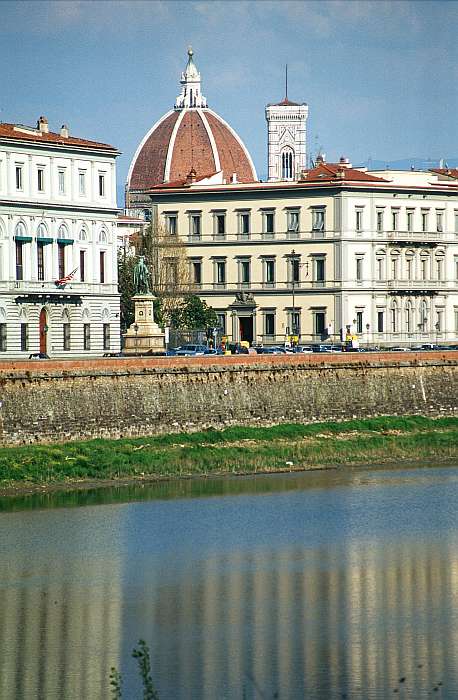 Lokation: Italien, Florenz Kategorien: Stadt, Datum: 01.04.2002